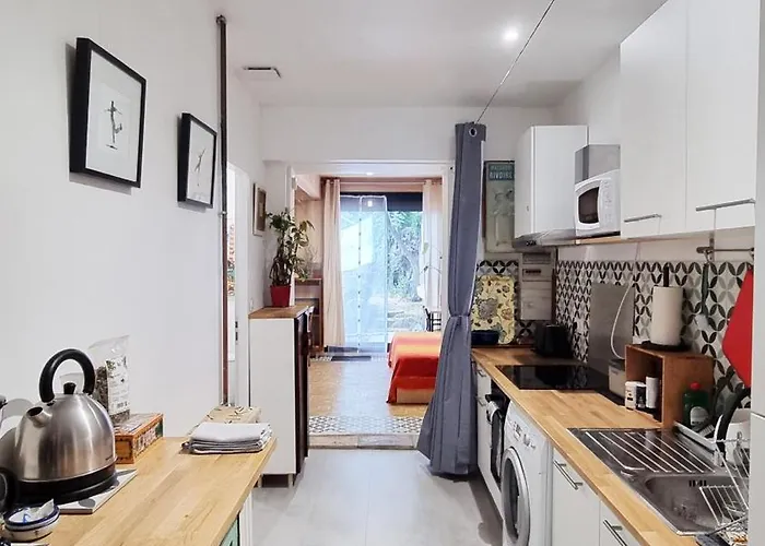 아파트 Cot House *